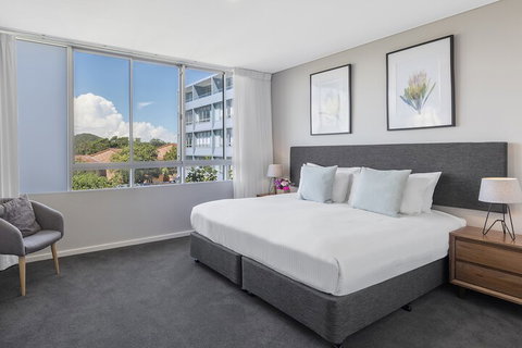 Oaks Nelson Bay Lure Suites - Accommodation Mermaid Beach 2