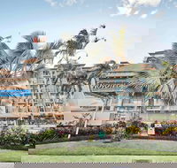 Novotel Cairns Oasis Resort - Accommodation Mermaid Beach