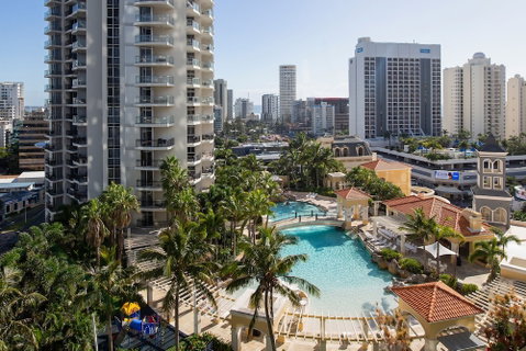 Mantra Towers Of Chevron - Accommodation Mermaid Beach 3