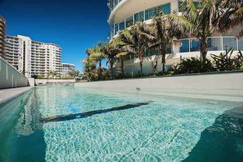 Reflection Tower Two - Accommodation Mermaid Beach 2
