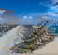 Pacific Views Resort - Accommodation Mermaid Beach