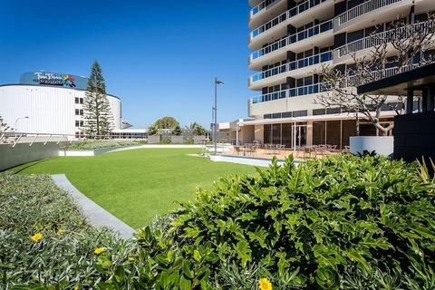 Mantra Twin Towns - Accommodation Mermaid Beach 0