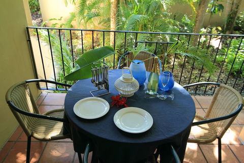 Reef Club Resort - Accommodation Mermaid Beach 6