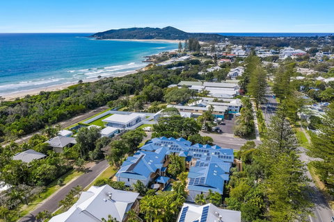 Eco Beach Resort - Accommodation Mermaid Beach 1