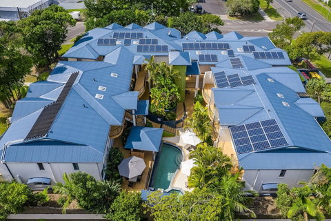 Eco Beach Resort - Accommodation Mermaid Beach 2