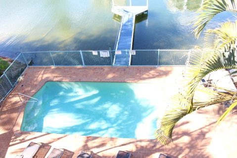 Surfers Riverside Apartments - Accommodation Mermaid Beach 6