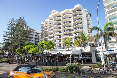 Mantra Zanzibar - Accommodation Mermaid Beach 2