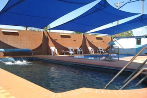 Dragon Phoenix Motel & Restaurant - Accommodation Mermaid Beach 0