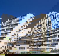 Broadbeach Travel Inn Apartments - Accommodation Mermaid Beach