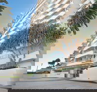 Grand Apartments - Accommodation Mermaid Beach