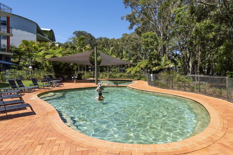 Flynns Beach Resort - Accommodation Mermaid Beach 2