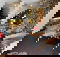 The Denman Hotel - Accommodation Mermaid Beach