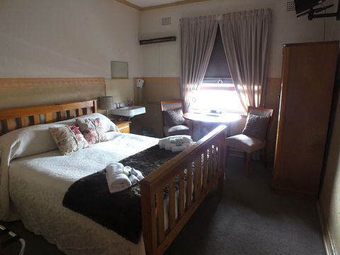 Walcha Royal Accommodation - Accommodation Mermaid Beach 5
