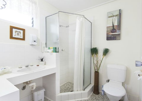 Raceways Motel - Accommodation Mermaid Beach 6