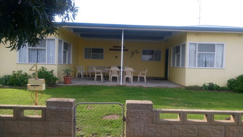 Kirazz - Accommodation Mermaid Beach 2