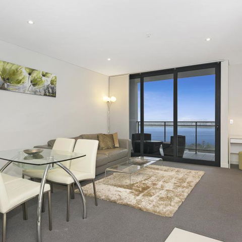 Astra Apartments Perth Zenith - Accommodation Mermaid Beach 4