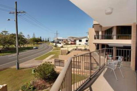 Pacific 1 / 103 - Accommodation Mermaid Beach 1