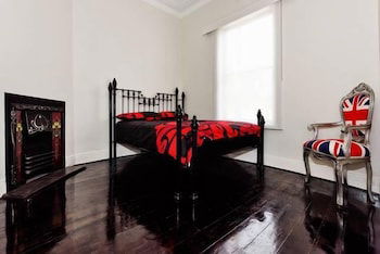 REdTRO House South Yarra - Accommodation Mermaid Beach 4