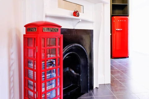 REdTRO House South Yarra - Accommodation Mermaid Beach 6