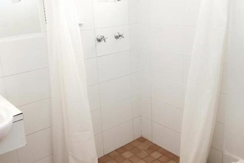Arcadia Motel - Accommodation Mermaid Beach 2