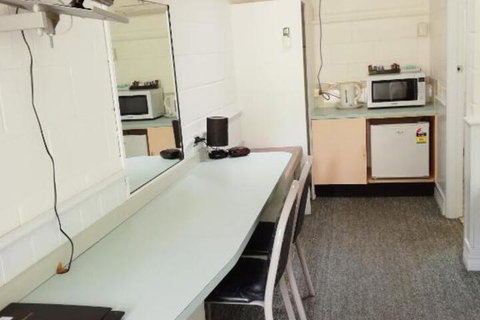 Arcadia Motel - Accommodation Mermaid Beach 5