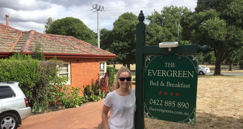 The Evergreen B&B - Accommodation Mermaid Beach 2
