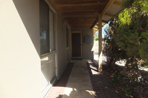 Simo's Place - Accommodation Mermaid Beach 1