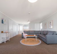 Bridport Holiday House - Accommodation Mermaid Beach