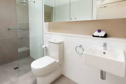 Hamilton Executive Apartments - Accommodation Mermaid Beach 4