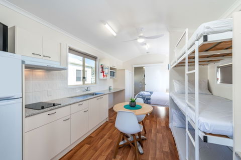 BIG4 Breeze Holiday Parks - Bargara - Accommodation Mermaid Beach 2