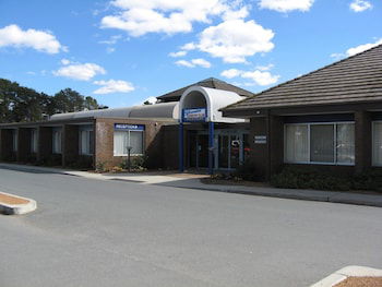 Yowani Country Club - Accommodation Mermaid Beach 2