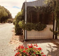 The Olde Devonshire House - Accommodation Mermaid Beach