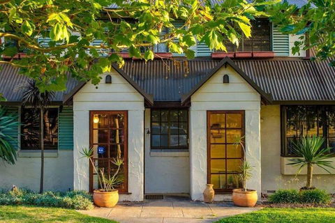 Sienna Lodge - Accommodation Mermaid Beach 5