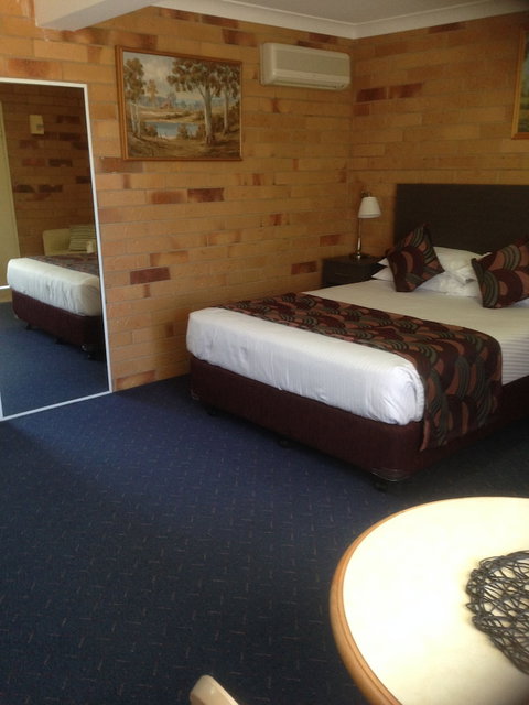 North Parkes Motel - Accommodation Mermaid Beach 2