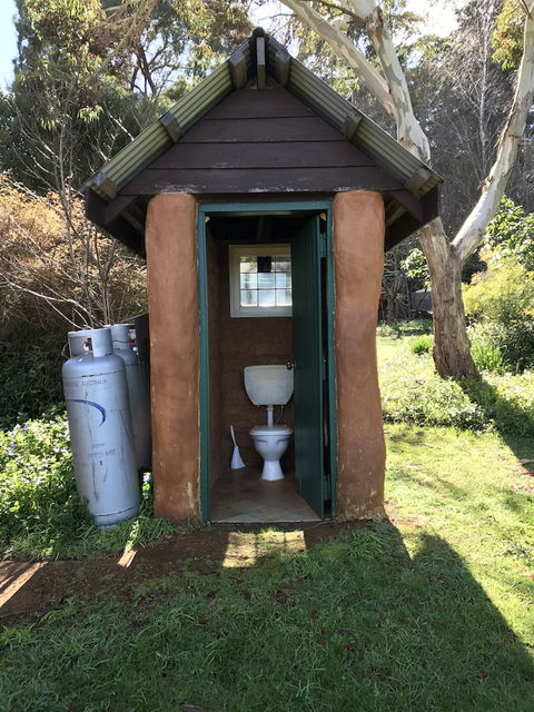 Pump Hill Farm Cottages - Accommodation Mermaid Beach 2