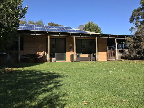 Pump Hill Farm Cottages - Accommodation Mermaid Beach 1