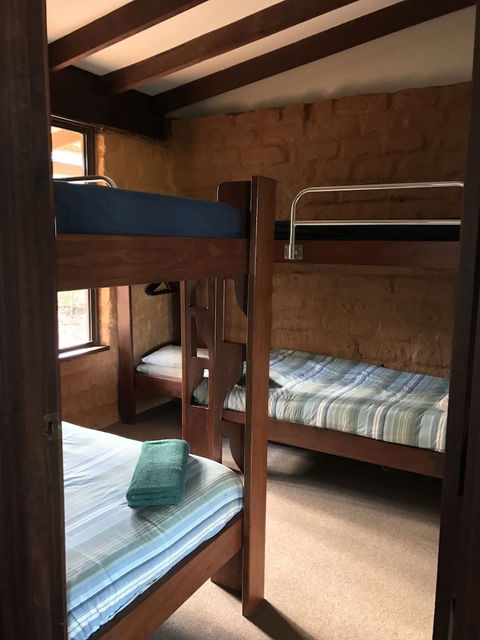 Pump Hill Farm Cottages - Accommodation Mermaid Beach 4
