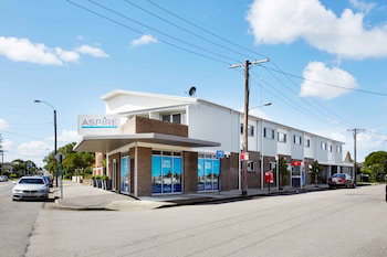 Aspire Mayfield - Accommodation Mermaid Beach 2