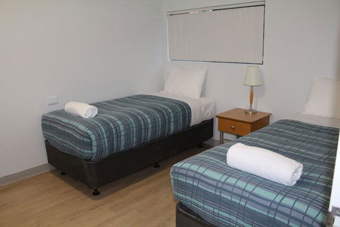 Mandurah Ocean Marina Chalets - Accommodation Mermaid Beach 7