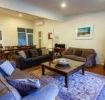 Jordan House - Accommodation Mermaid Beach