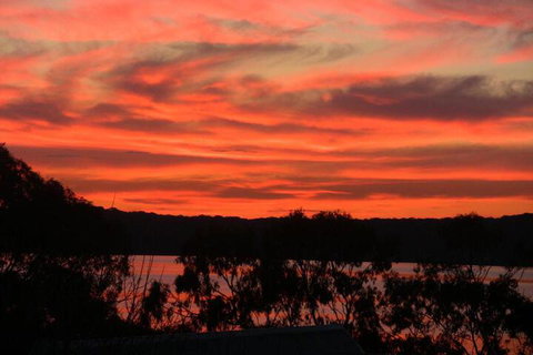 A Lakehouse Escape - Accommodation Mermaid Beach 5