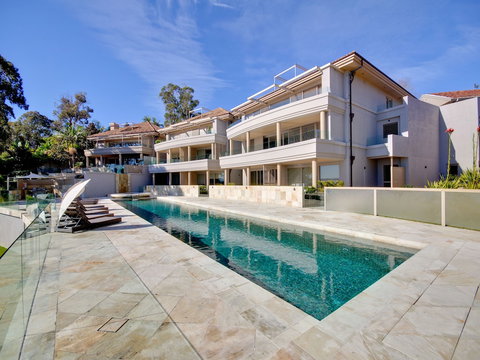 Amarna Luxury Beach Resort - Accommodation Mermaid Beach 5