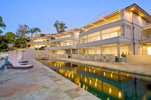 Amarna Luxury Beach Resort - Accommodation Mermaid Beach 1