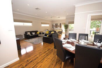 Best Central Accommodation - Accommodation Mermaid Beach 1