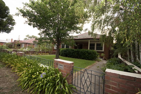 Best Central Accommodation - Accommodation Mermaid Beach 0