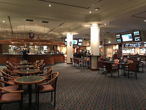 Panania Gemini Lodge - Accommodation Mermaid Beach 6