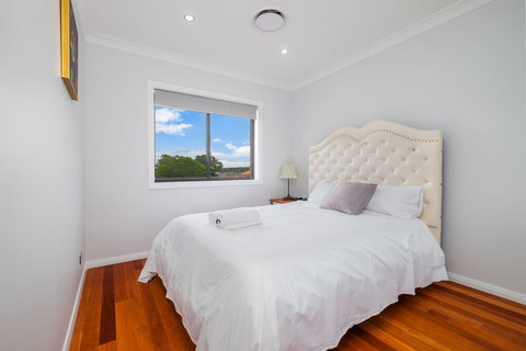 Panania Gemini Lodge - Accommodation Mermaid Beach 1