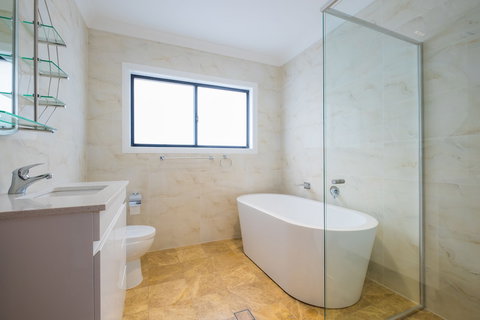 Panania Gemini Lodge - Accommodation Mermaid Beach 2