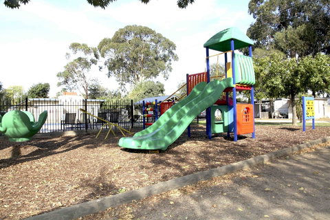 Nagambie Caravan Park & Motel - Accommodation Mermaid Beach 2