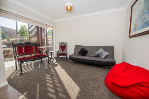 Sea Breeze - Accommodation Mermaid Beach 2